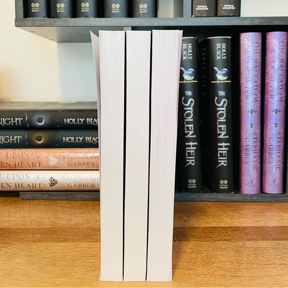 OOP / OG Angry God by L. J. Shen - Picture 3 of 7